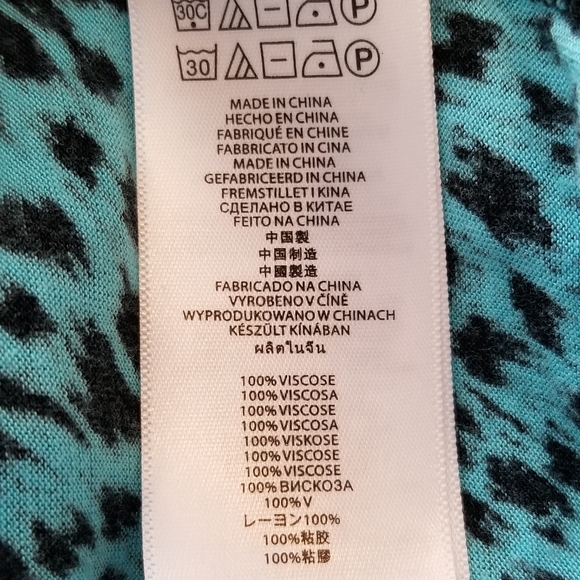 Michael Michael Kors Mini Leopard Peasant Top. - Picture 6 of 7